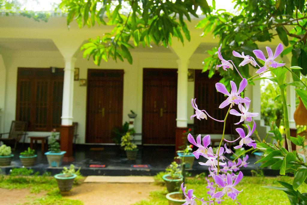 Sigiriya Flower Guest Exterior photo