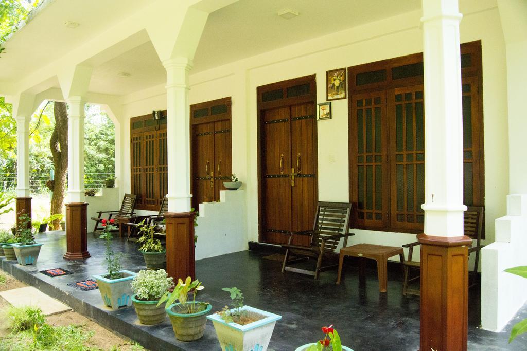 Sigiriya Flower Guest Exterior photo