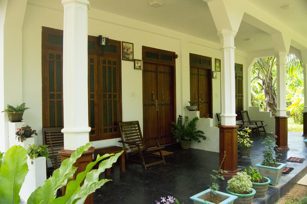 Sigiriya Flower Guest Exterior photo