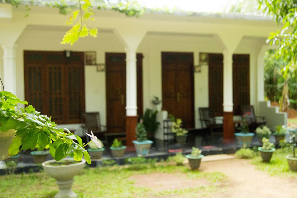 Sigiriya Flower Guest Exterior photo